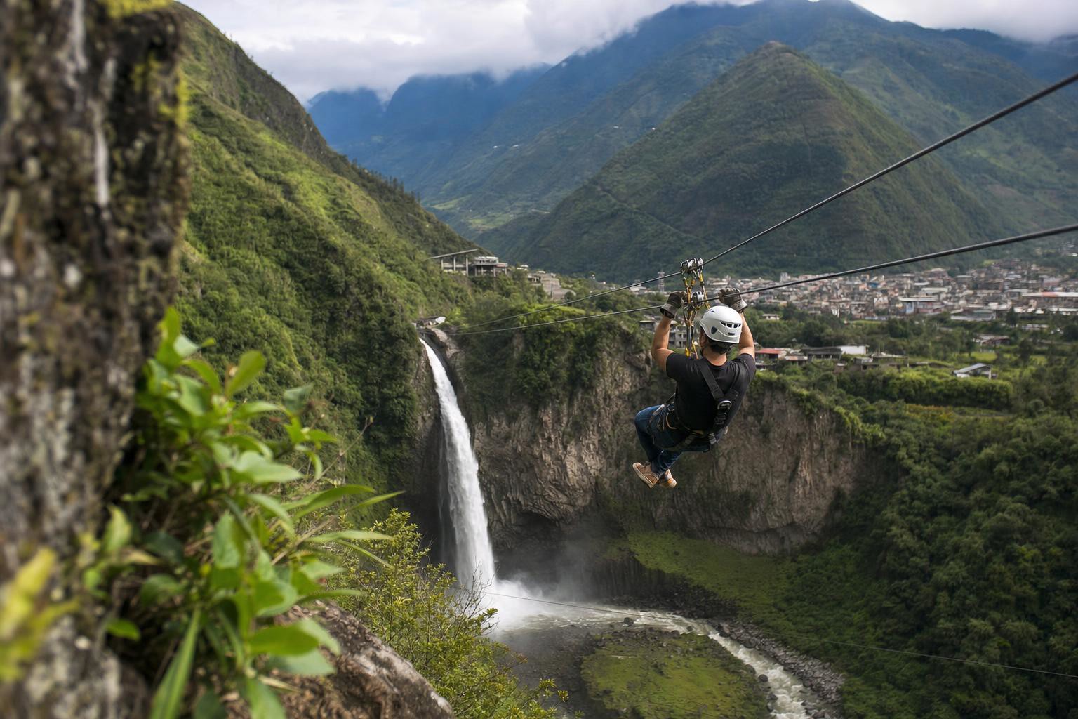 Baños de Agua Santa Zipline Tours
