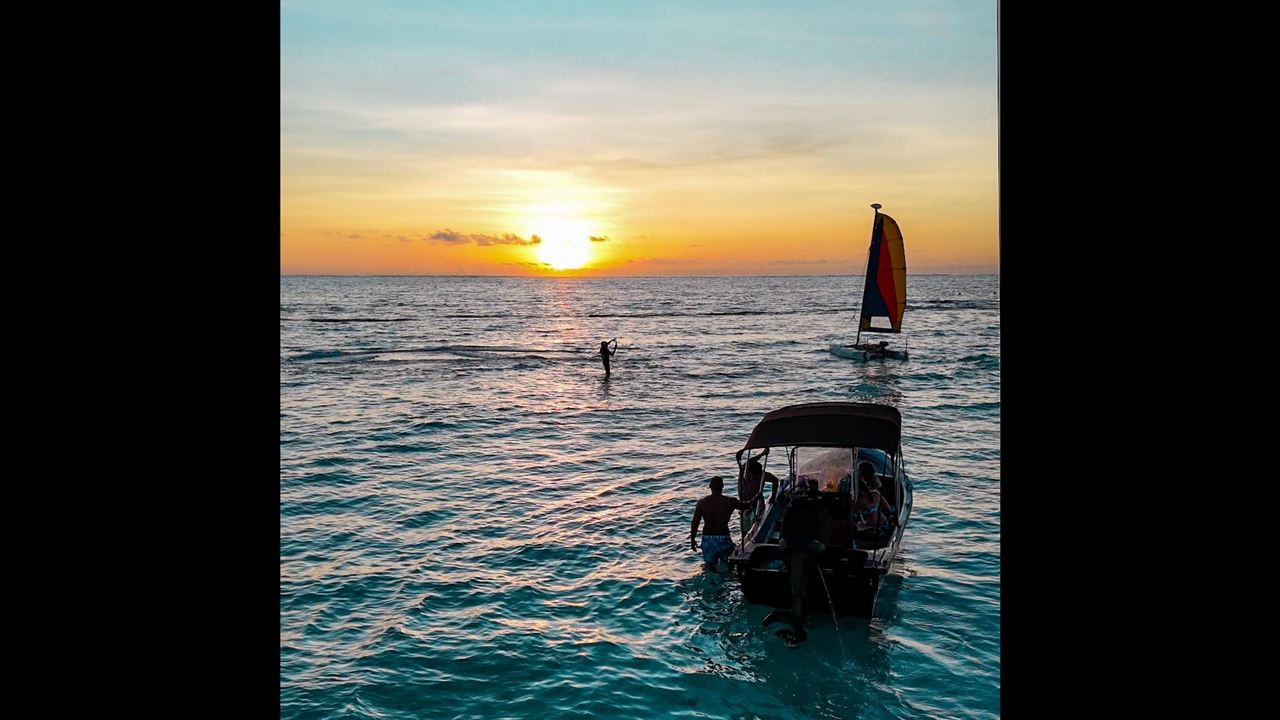 Nascer Do Sol Na Ilha Do Aquário Com Mergulho Livre foto 5