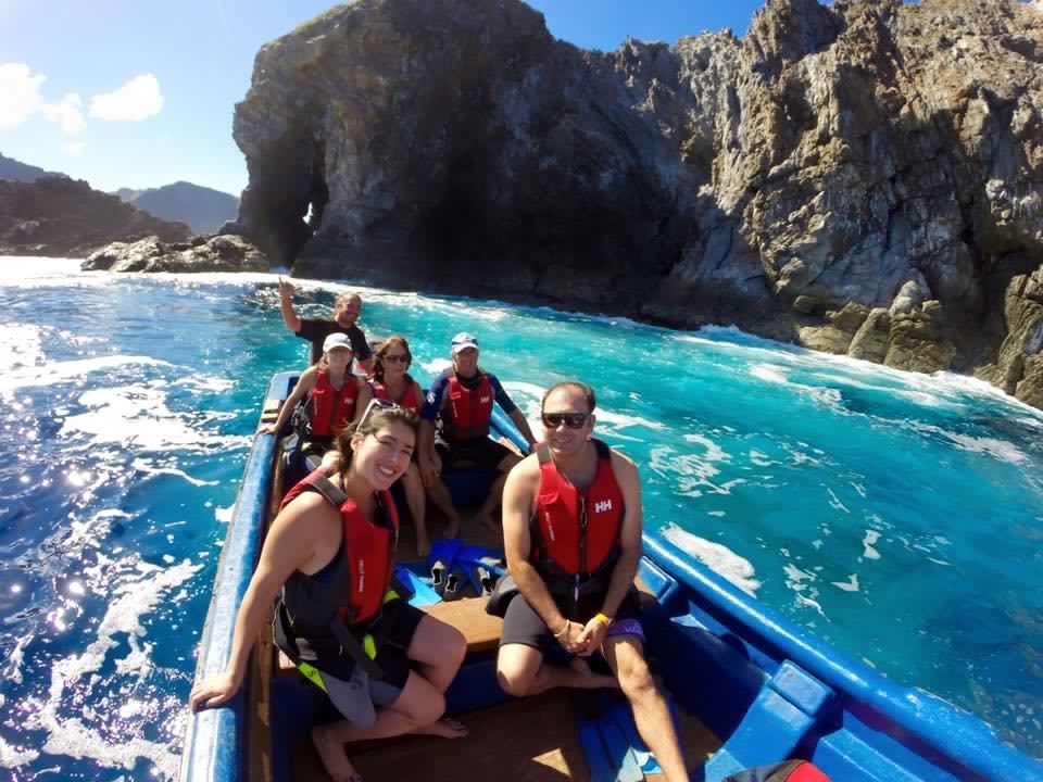 Aventura De Buceo En La Costa Exterior De Hanga Roa foto 3