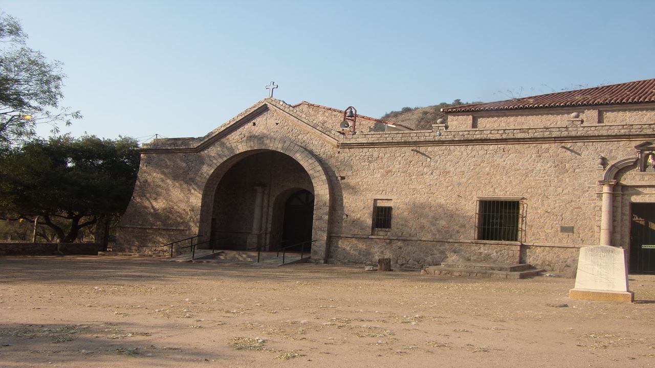 Aventura 4x4 Para Cerro De La Cruz foto 1