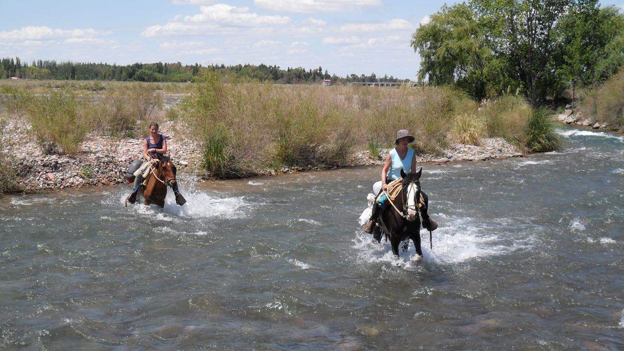 Passeio A Cavalo De Meio Dia Na Cordilheira Dos Andes Saindo De Mendoza (1)