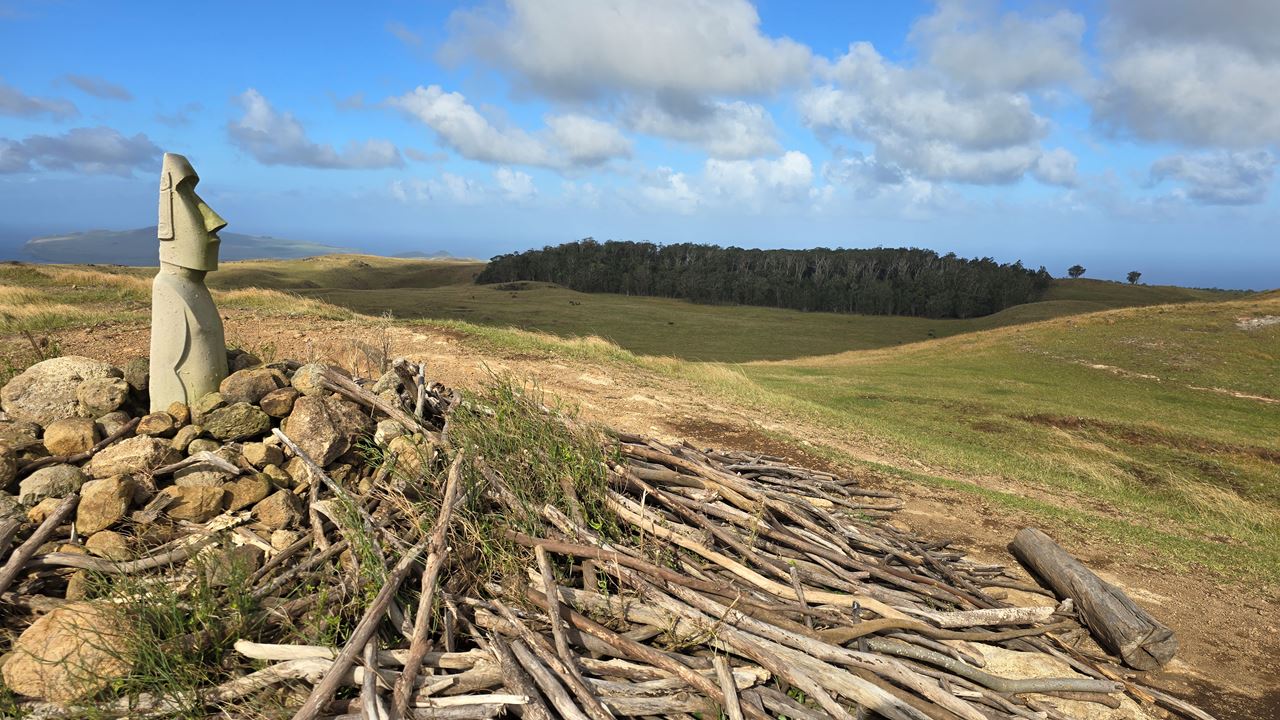 Horseback Riding On Easter Island foto 3