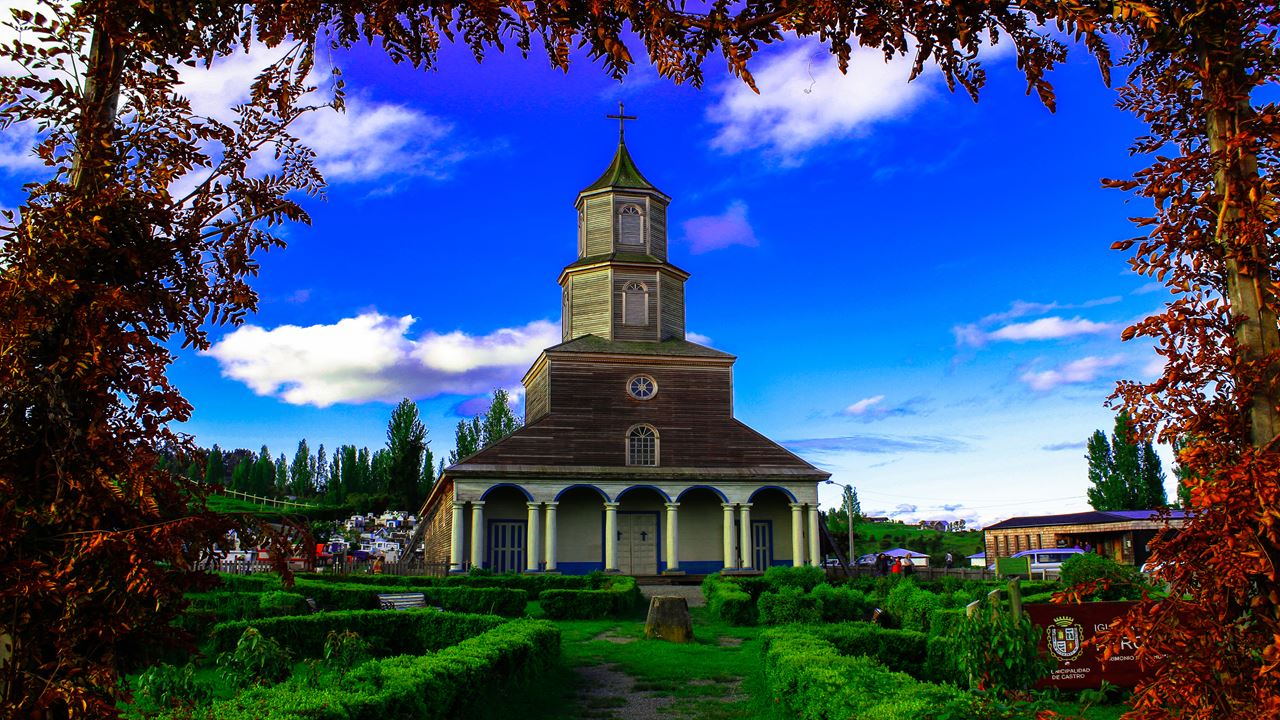 Castro Esencial: Igrejas, Mercados E Palafitos foto 9