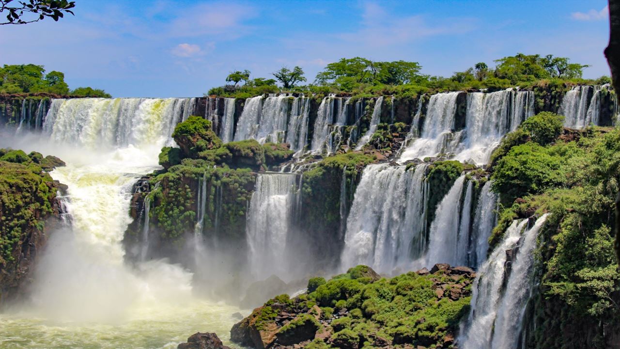 Iguazu Falls Argentine Side With Great Adventure Ride (7)