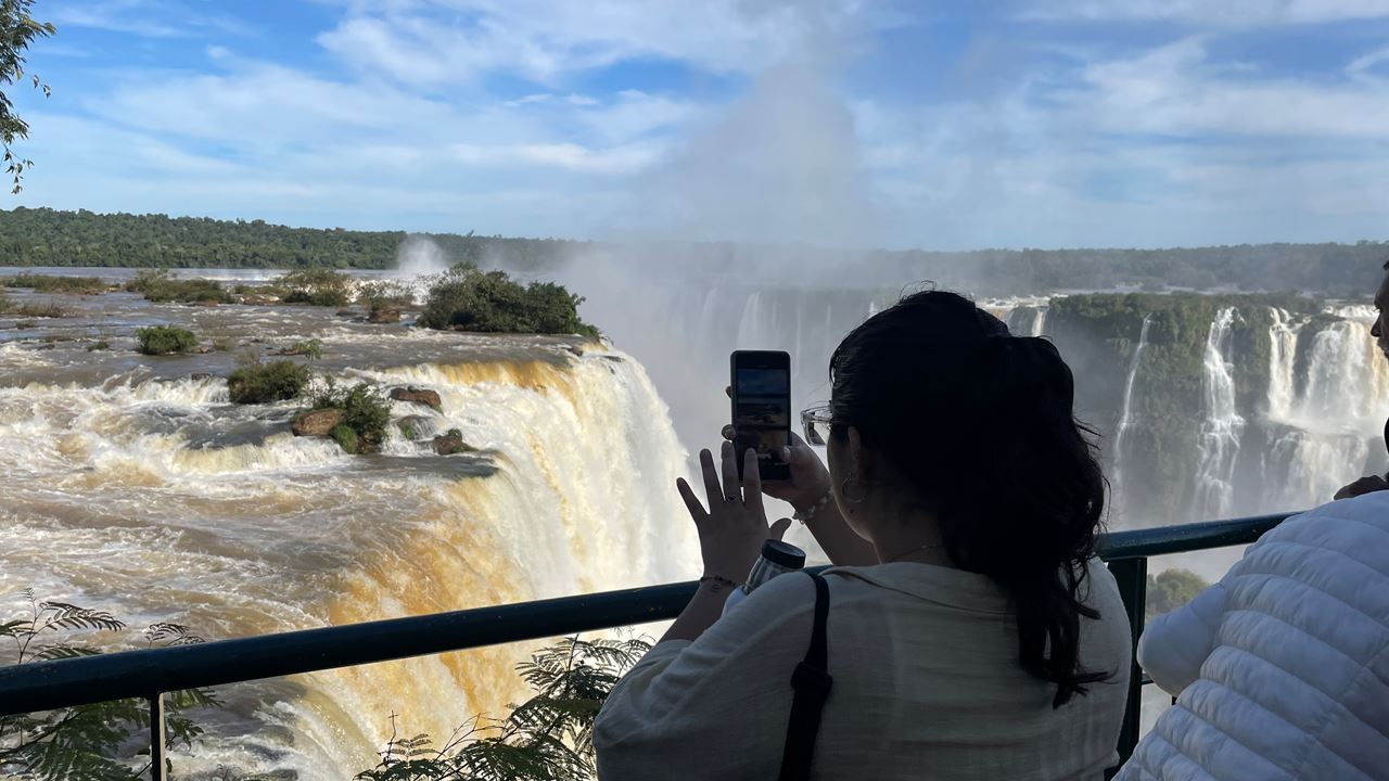 Premium Iguazu Falls - Brazilian Side (0)