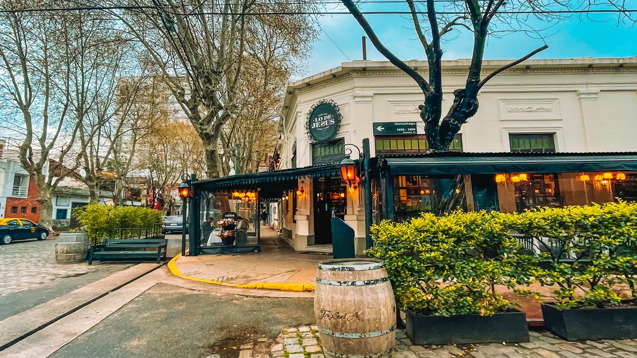 Dinner At Jesus` Grill (1)