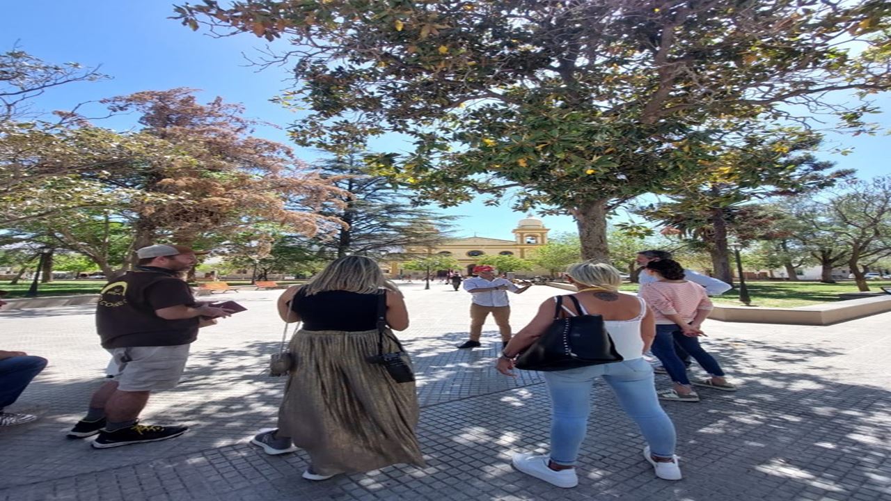 Walking Tour: History And Art foto 1