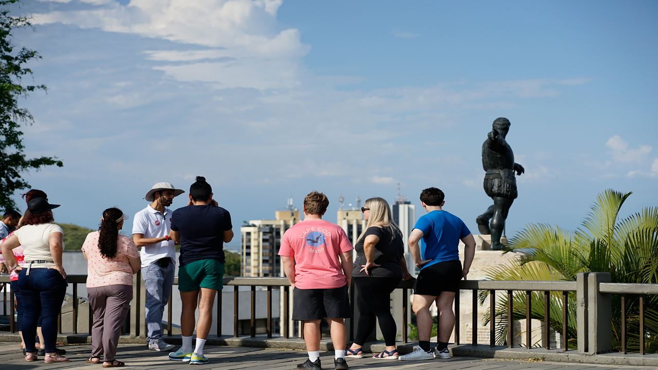 City Tour Saindo Do Aeroporto foto 3