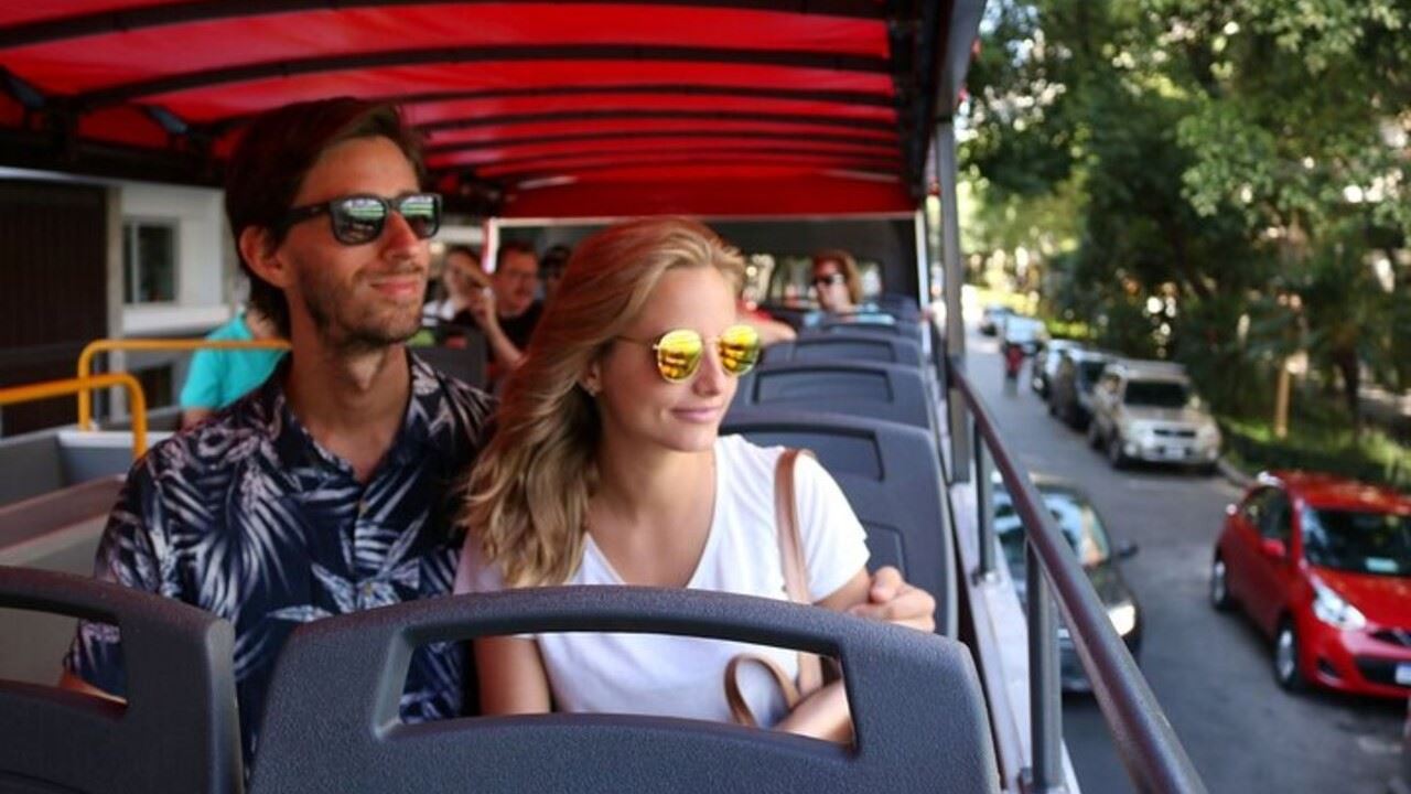 Hop On Hop Off Bus Tour (6)