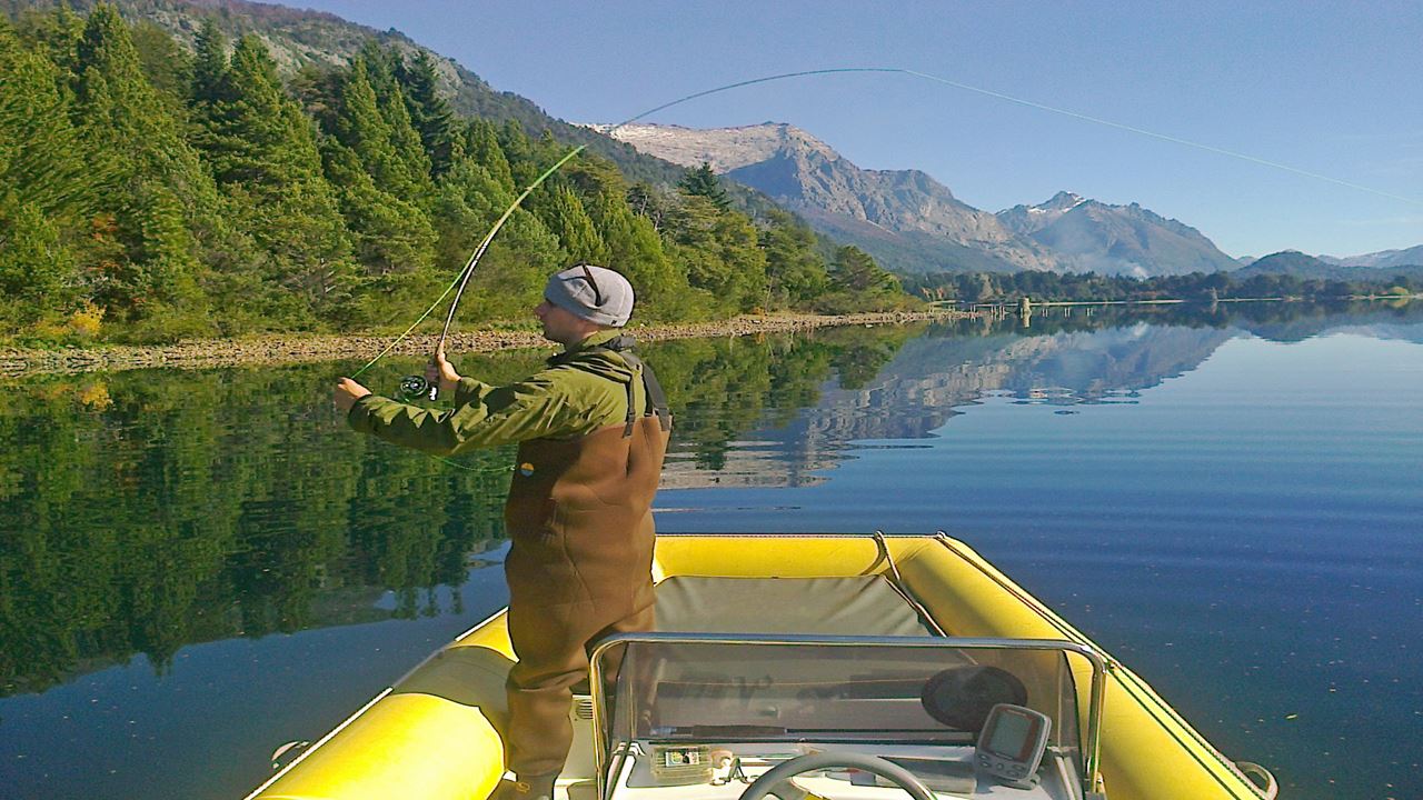 Dia De Pesca En El Lago Fonck (3)