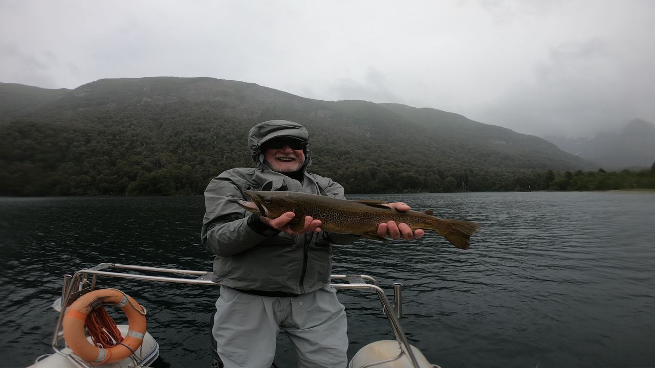 Dia De Pesca En El Lago Fonck (9)
