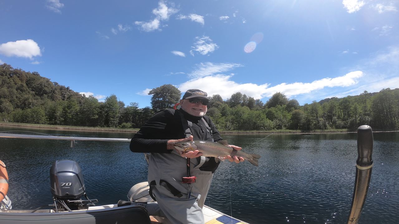 Dia De Pesca En El Lago Fonck (11)