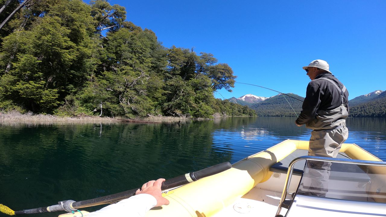 Dia De Pesca En El Lago Fonck (10)
