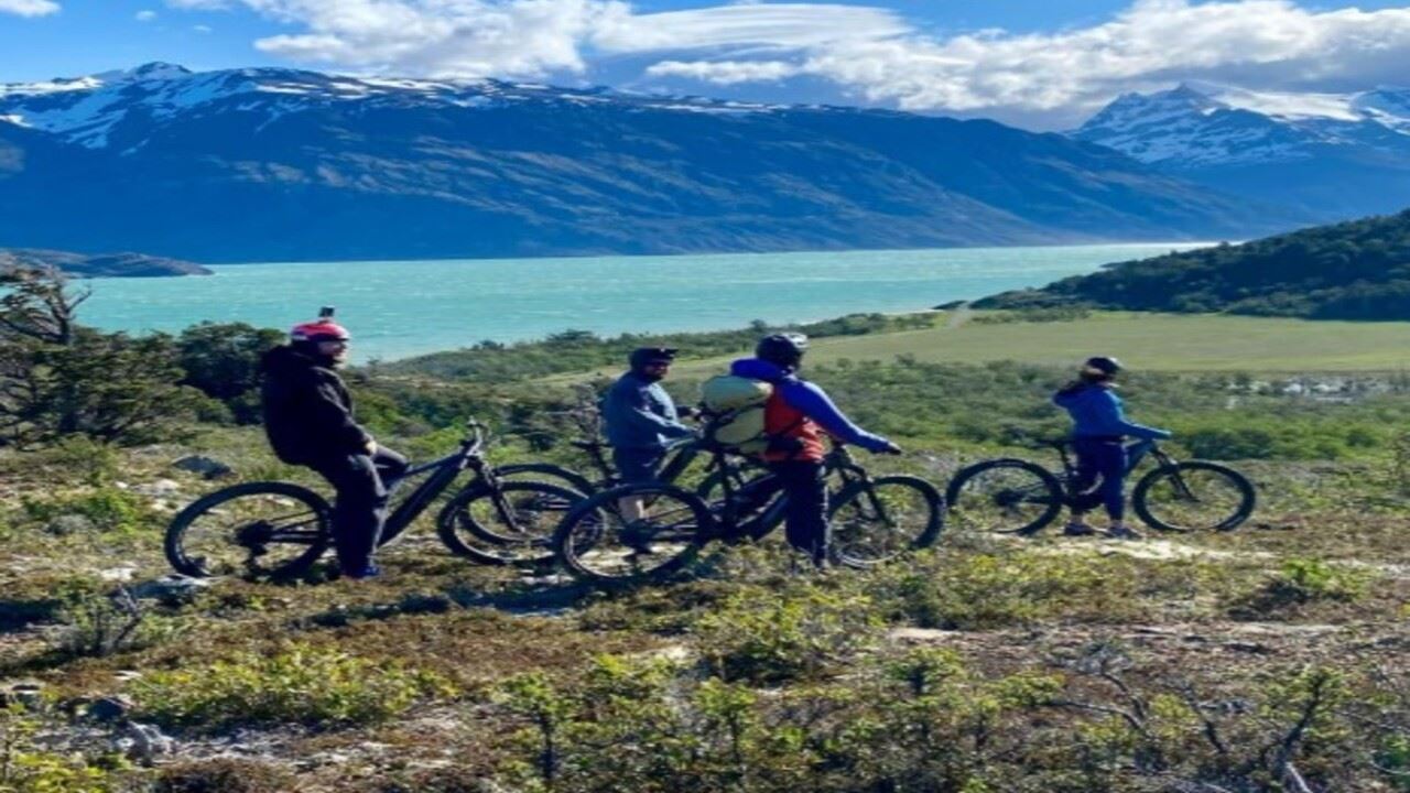 Full-day E-bike Adventure: Puerto Natales Fjords foto 4