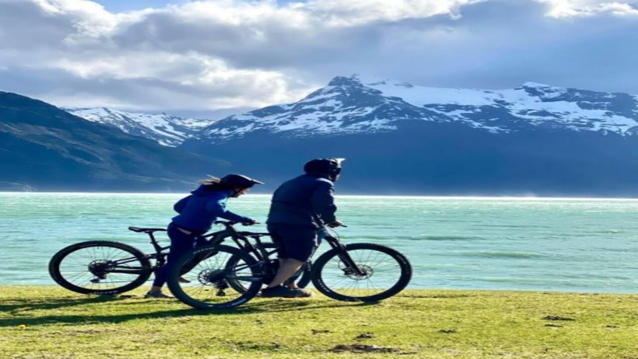 Full-day E-bike Adventure: Puerto Natales Fjords foto 1