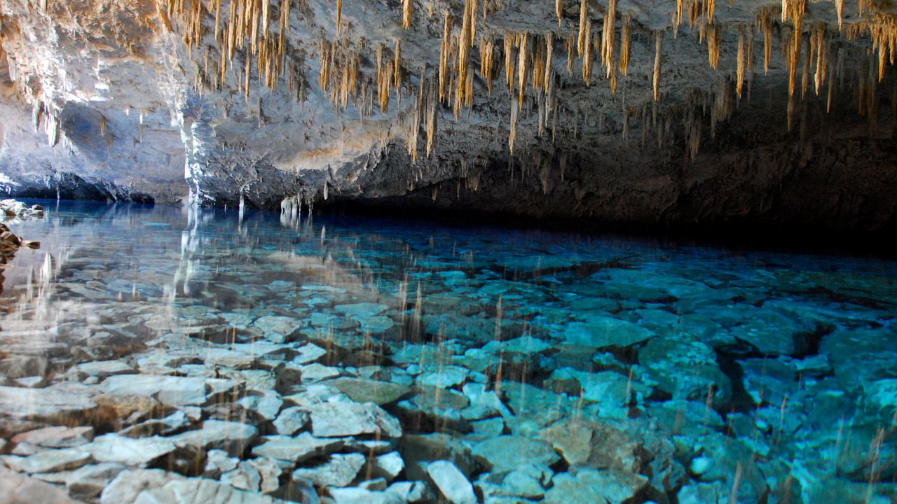 Gruta Del Lago Azul foto 1