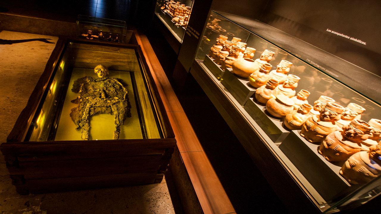 Huaca Rajada, Museu Brüning E Museu Das Tumbas Reais De Sipán foto 3