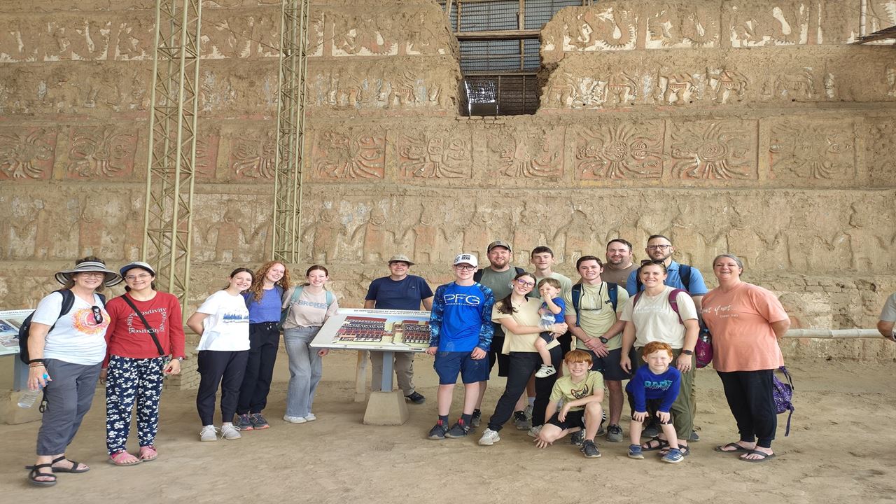 Huacas Del Sol Y La Luna Desde Puerto Salaverry foto 5