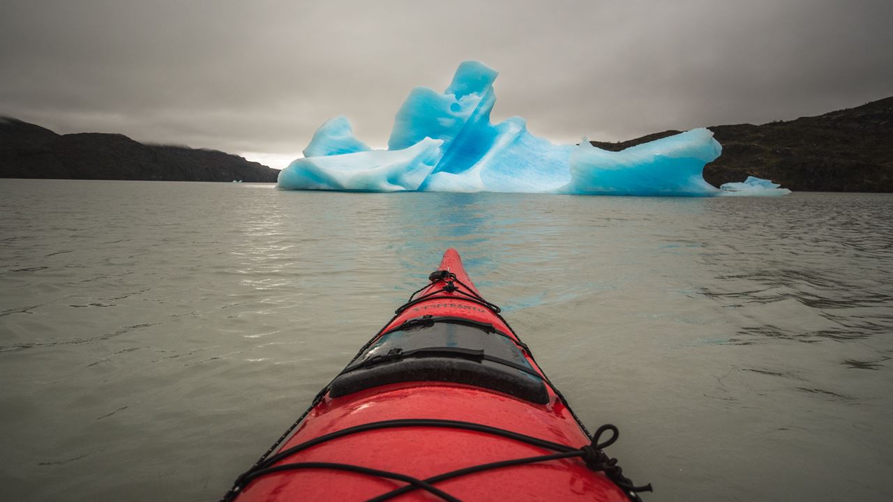 Ice Kayak Grey Glacier (1)