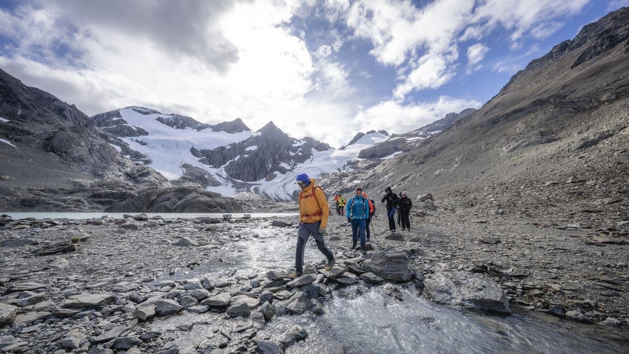 Ice Trekking On The Martial Glacier (8)