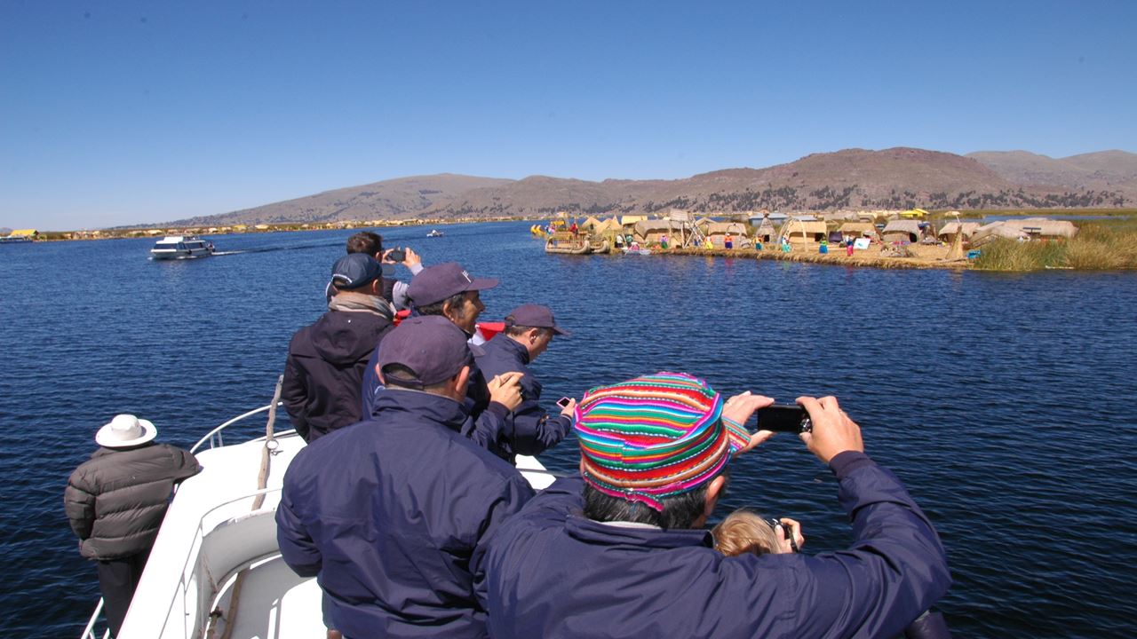 Ilhas Flutuantes De Uros E Taquile foto 10