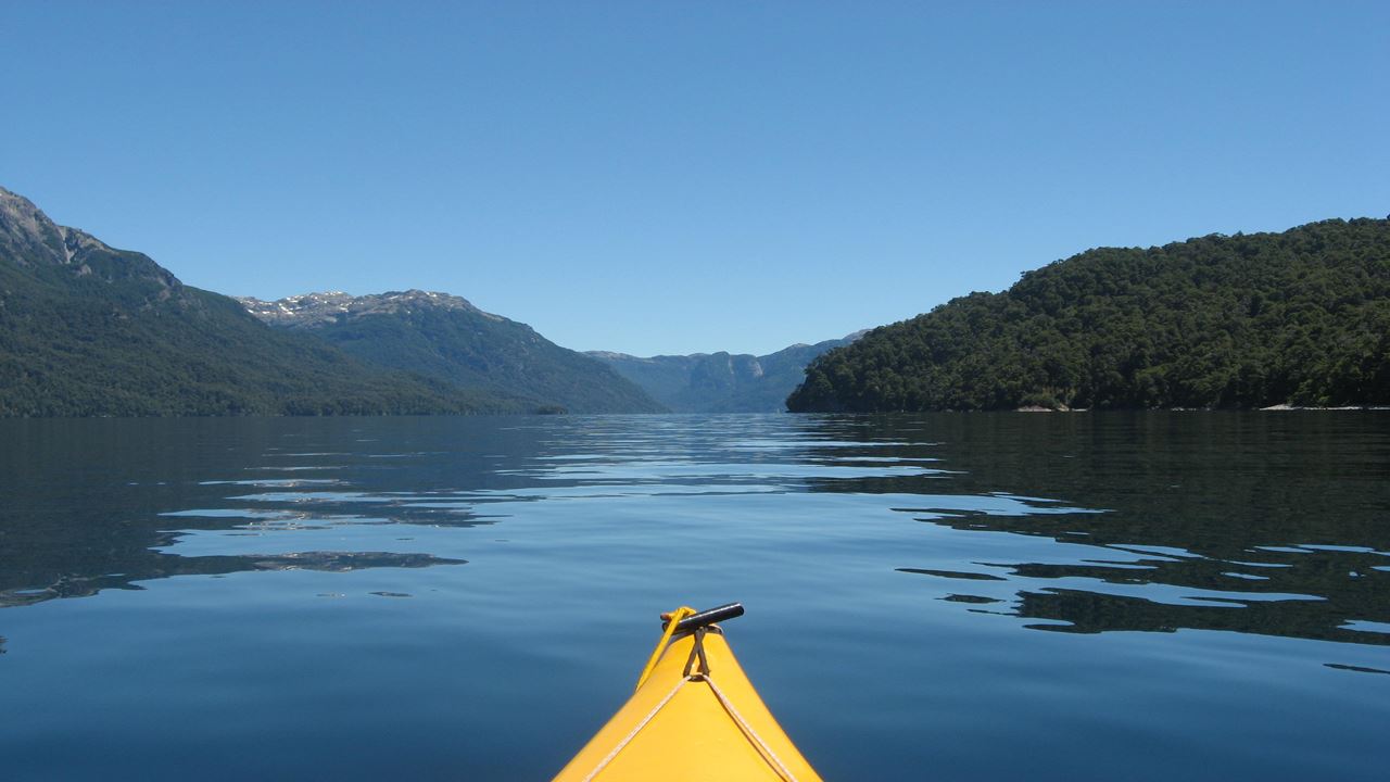 Kayak En Lago Mascardi - Dia Entero (3)