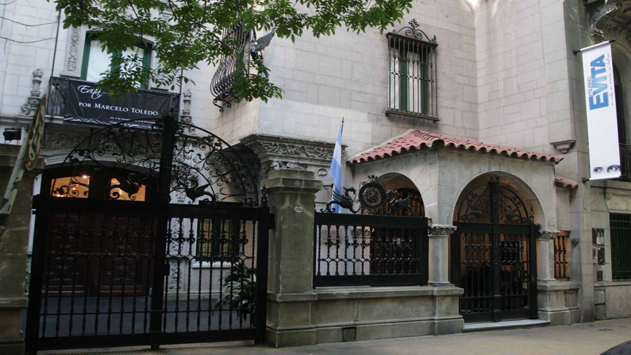 The Buenos Aires Of Evita Peron And Jorge Luis Borges (4)