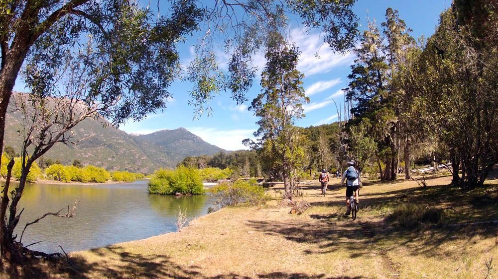 Mountain Bike Privado Por Pasarelas Del Rio Manso (2)