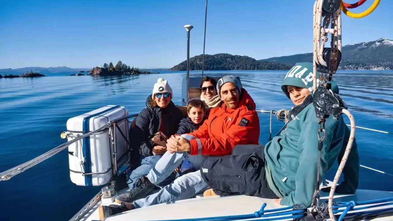 Sailing On Lake Nahuel Huapi (8)