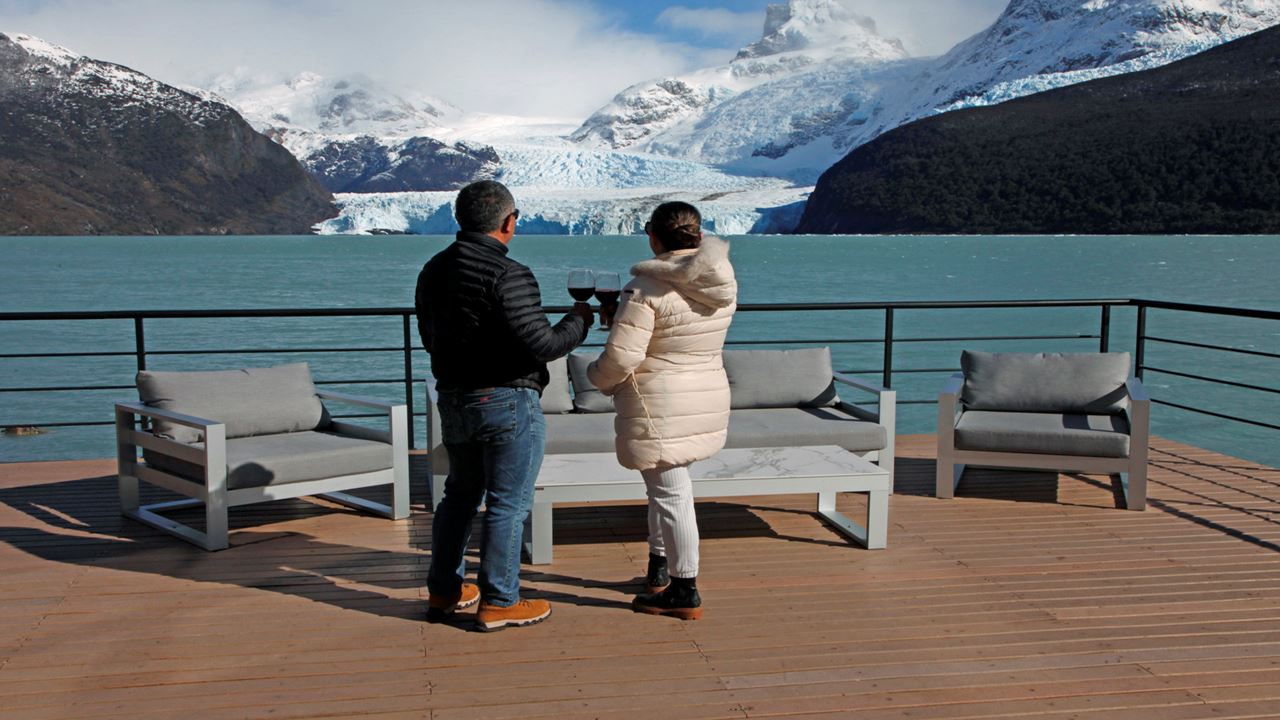 Sailing On Lake Argentino - All Glaciers
 (5)
