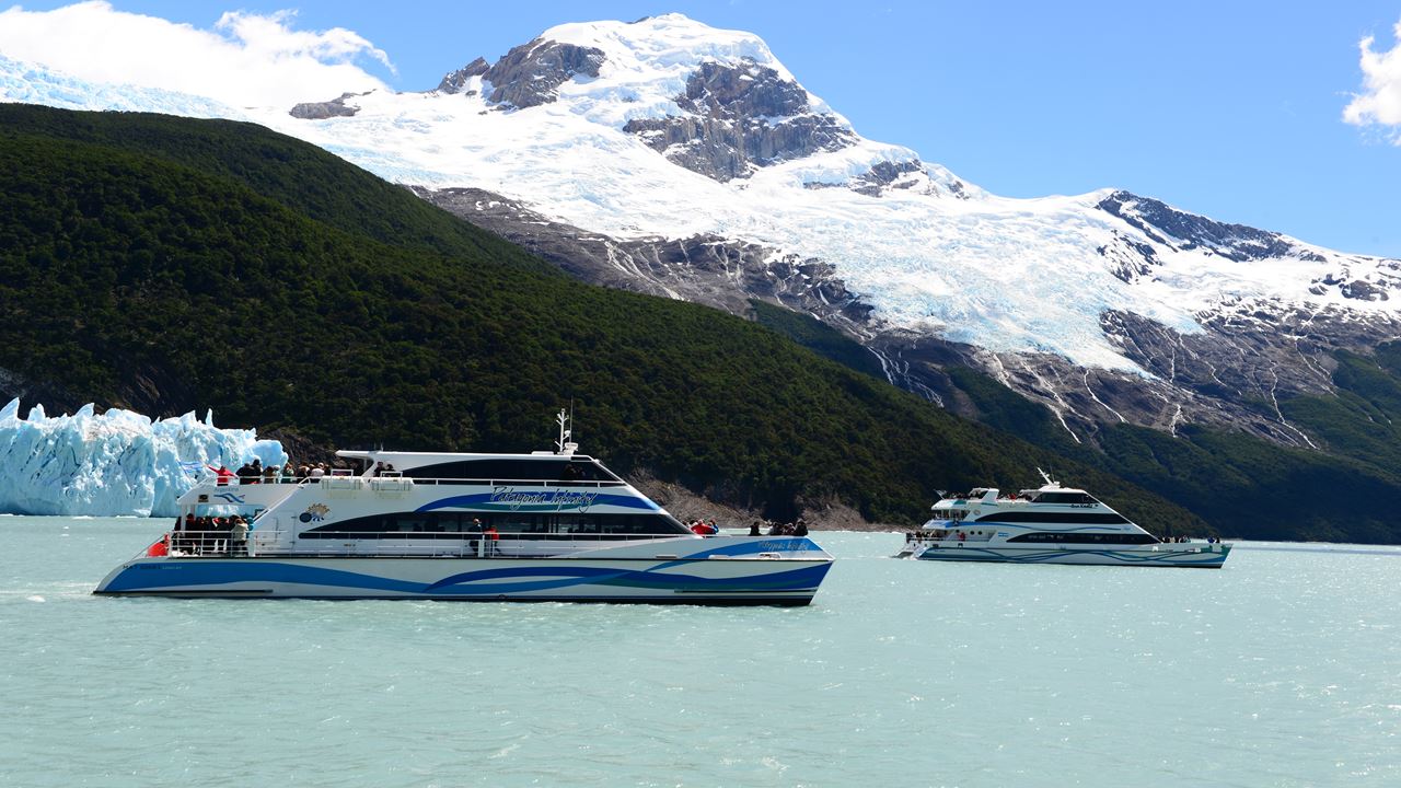 Sailing On Lake Argentino - All Glaciers
 (7)
