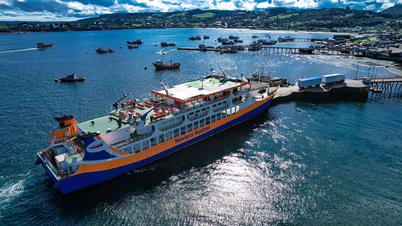 Scenic Navigation Puerto Montt – Chaitén foto 1