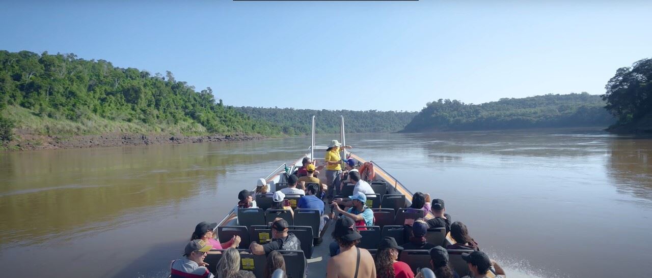 Navigation On The Iguazu River (5)