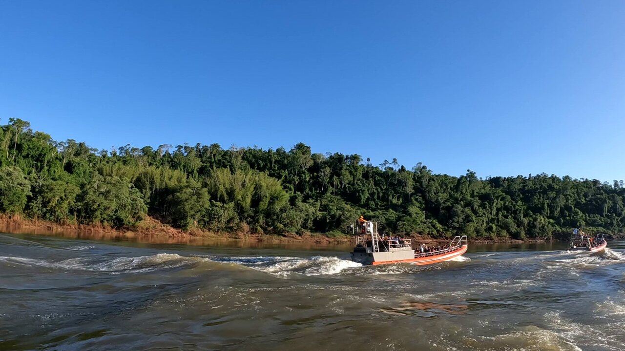Navigation On The Iguazu River (11)