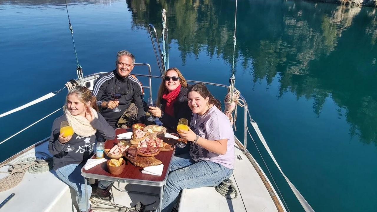 Sailing Trip Around Lake Nahuel Huapi (0)