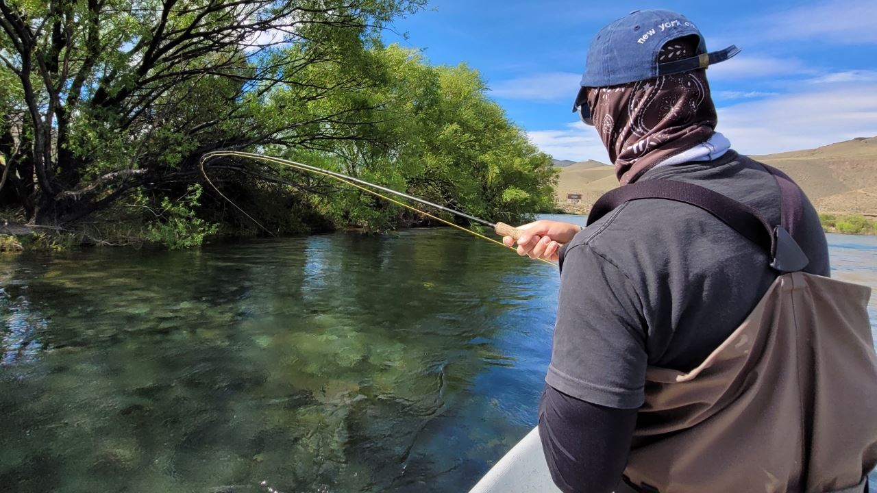 Pesca Com Mosca No Rio Limay (8)