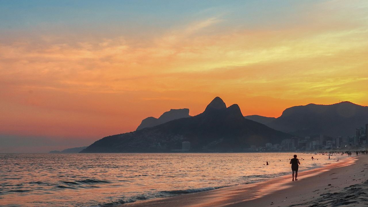 Playa Ipanema Al Atardecer Con Tragos (9)
