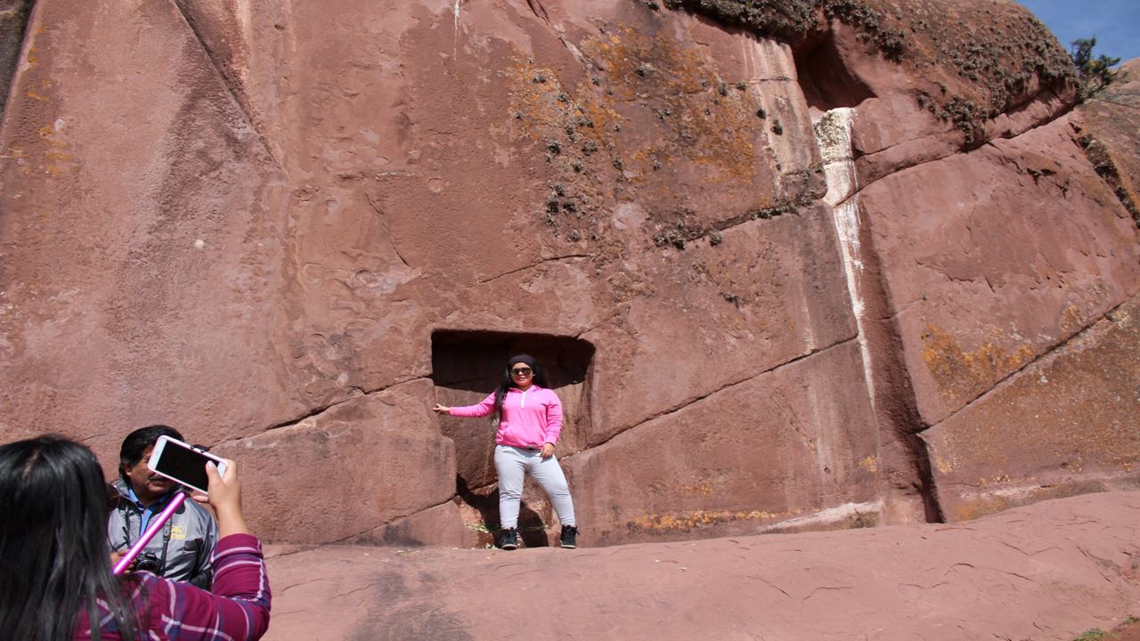 Portal Of Aramu Muro foto 4