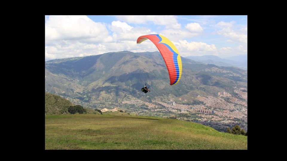 Sobrevoe Medellín Em Parapente foto 7