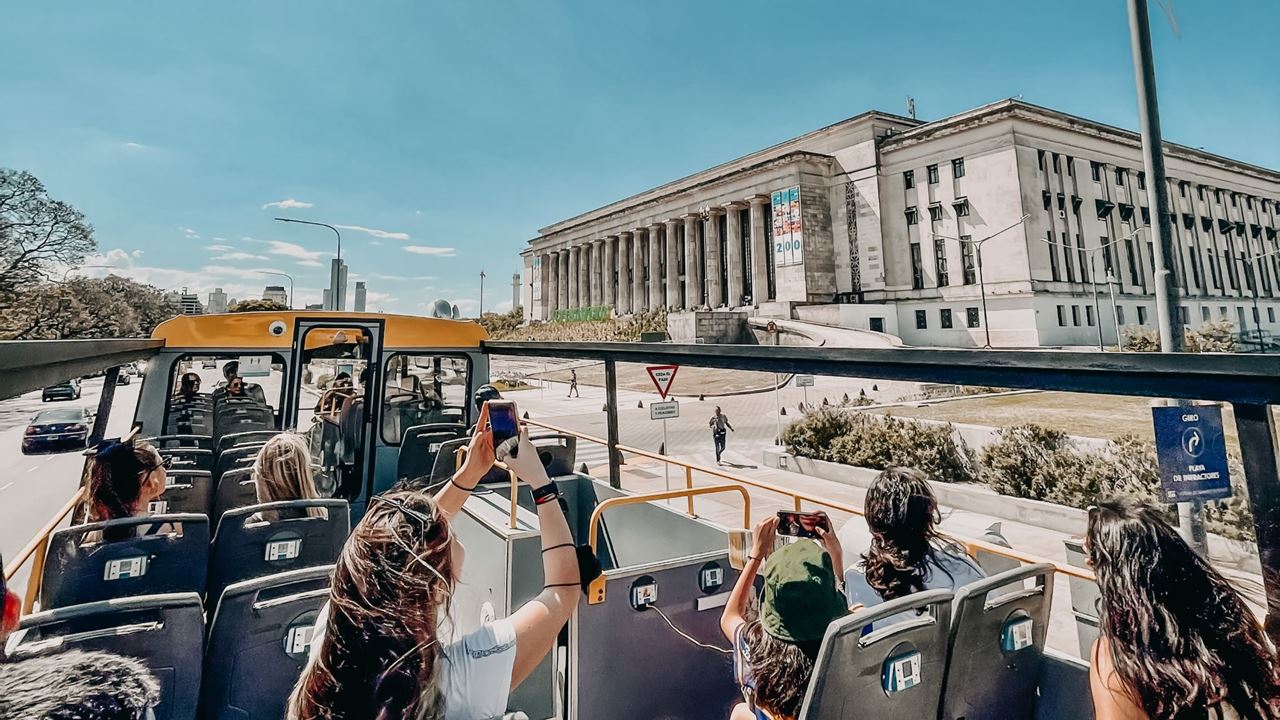 Passeio De Ônibus Turístico foto 1