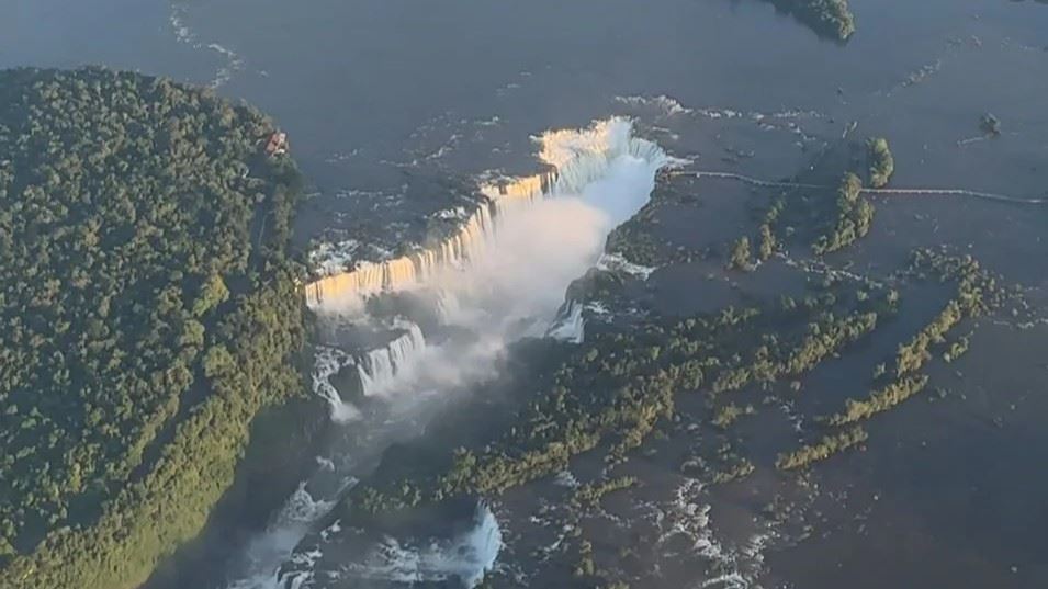 Flight Over The Falls foto 1