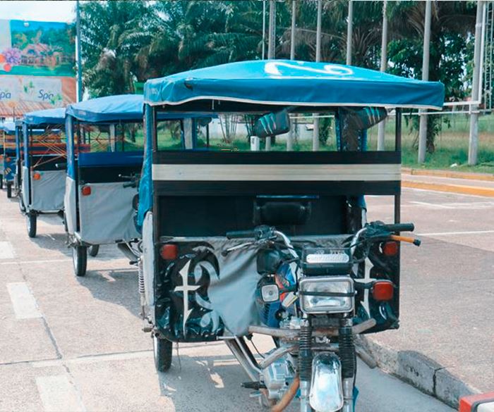 Transfer Flughafen - Hotel Iquitos In Tuk Tuk foto 1