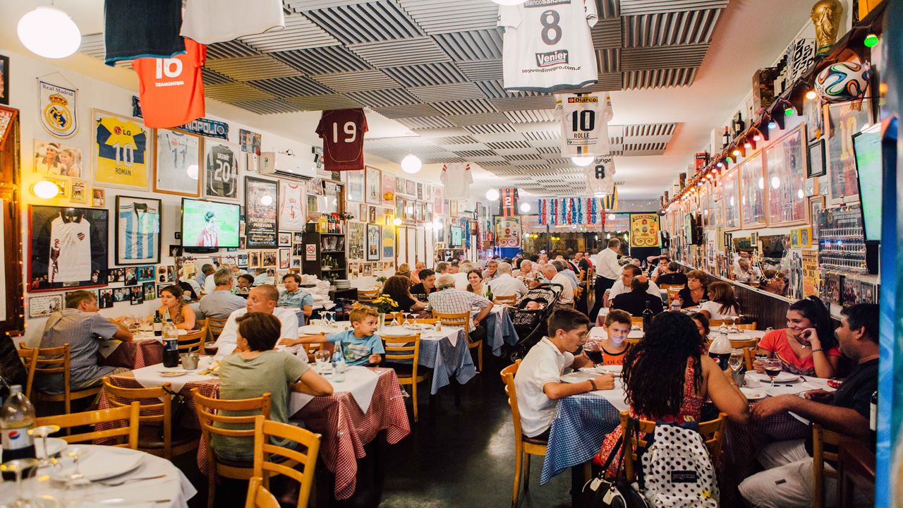Dîner De La Coupe Du Monde Dans Le Meilleur Restaurant De Football foto 5