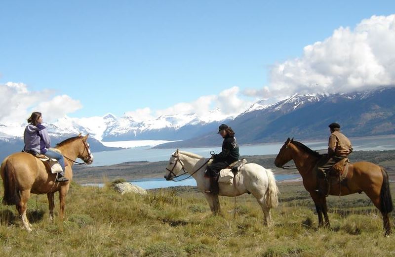 Horseback Riding Around Roca Lake foto 3