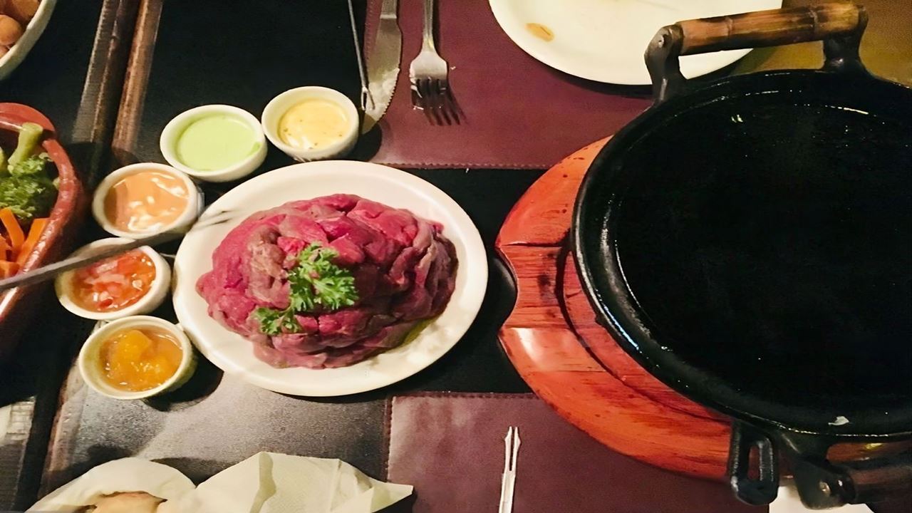 Schweizer Dinner-abend Mit Fondue-sequenz foto 5