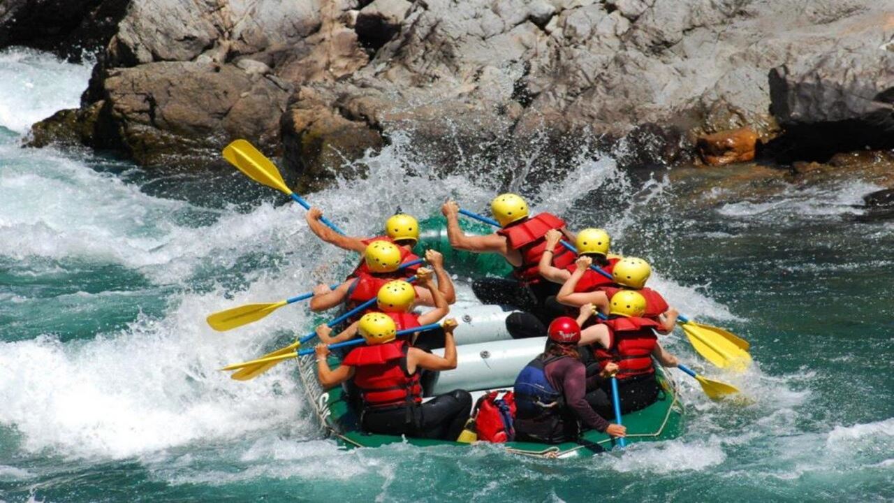 Promoção: Pequeno Circuito E Rafting Com Transfers Do Aeroporto foto 2