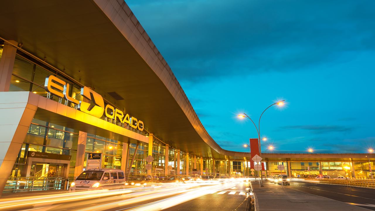 Privater Abreisetransfer: Hotel Zum Flughafen El Dorado foto 1