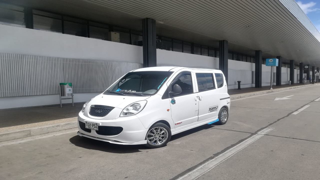 Privater Abreisetransfer: Hotel Zum Flughafen El Dorado foto 3