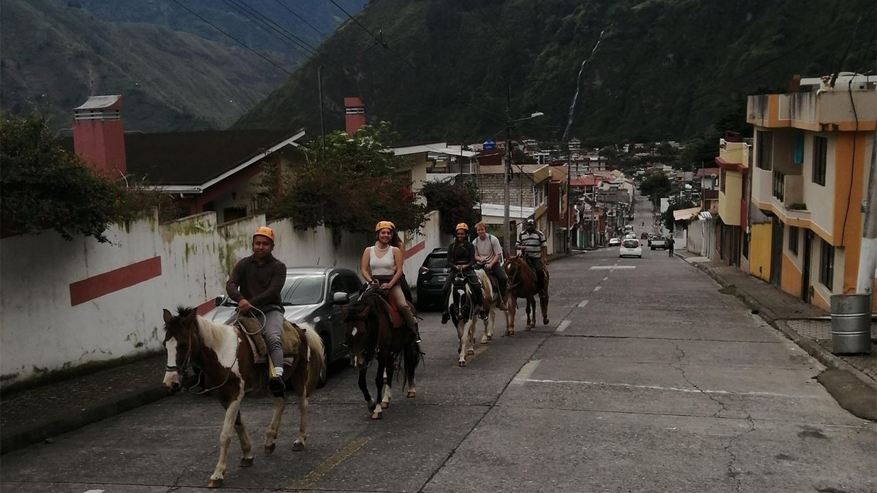 Cavalgada Sob O Tungurahua: Aventura Em Nahuazo foto 4