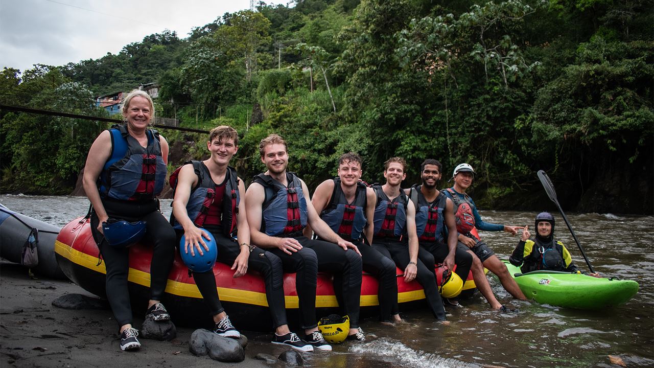 Rafting In Baños De Agua Santa: Pastaza River Level 3 Und 4 foto 7